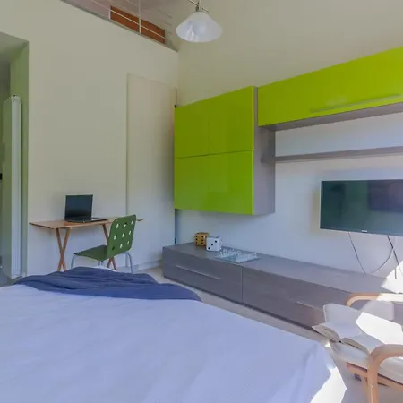 Xerxes House Apartmán *