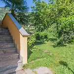Apartment Xerxes House